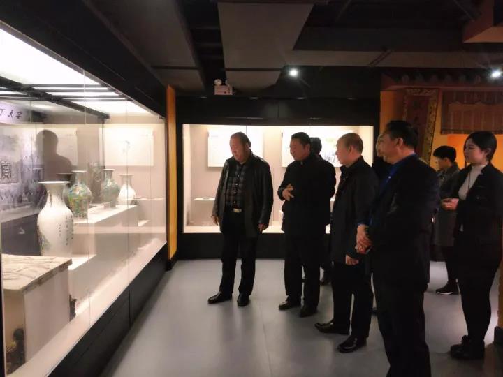 1511753407253192.jpg 3.jpg