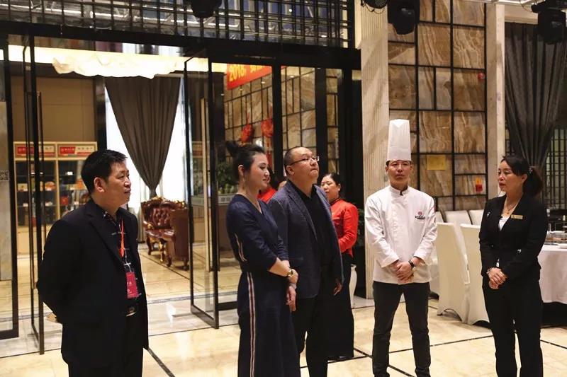 1523339804604288.jpg 8.jpg