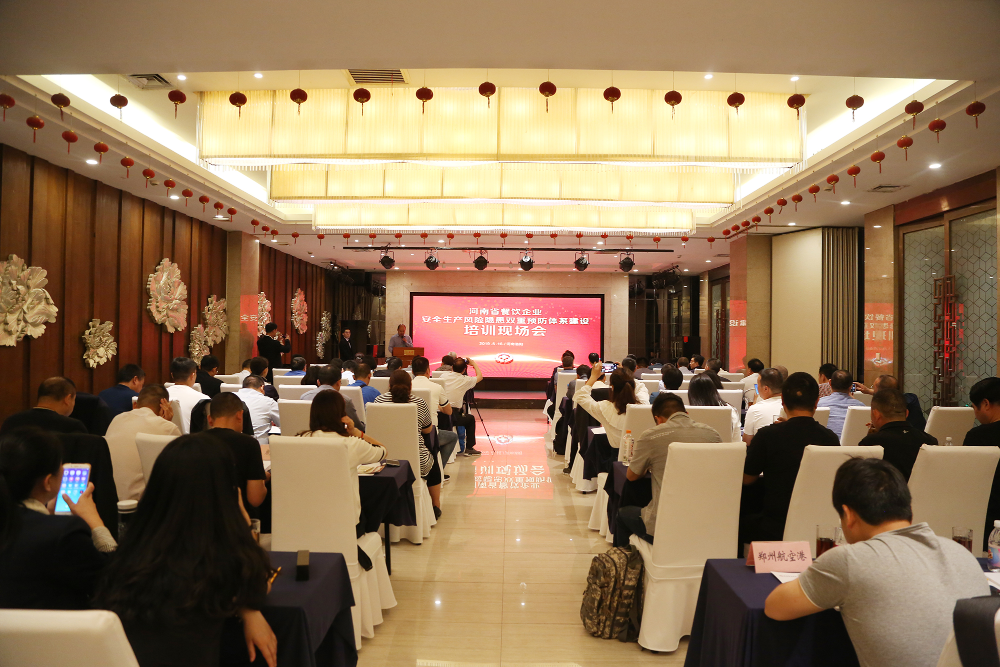 1564538229383414.jpg F82B0835修缩.jpg