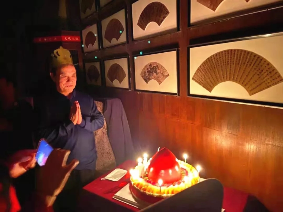 1571278647188655.jpg 2.webp (1).jpg